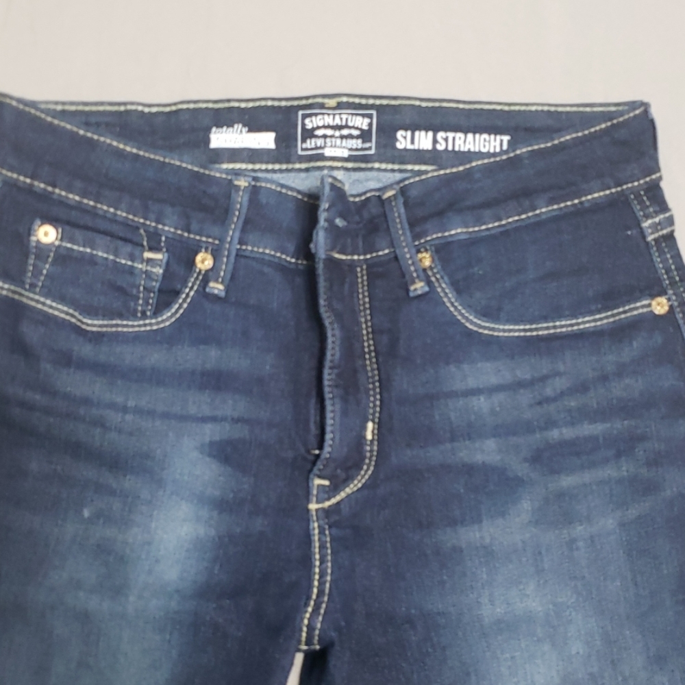 Levi jeans